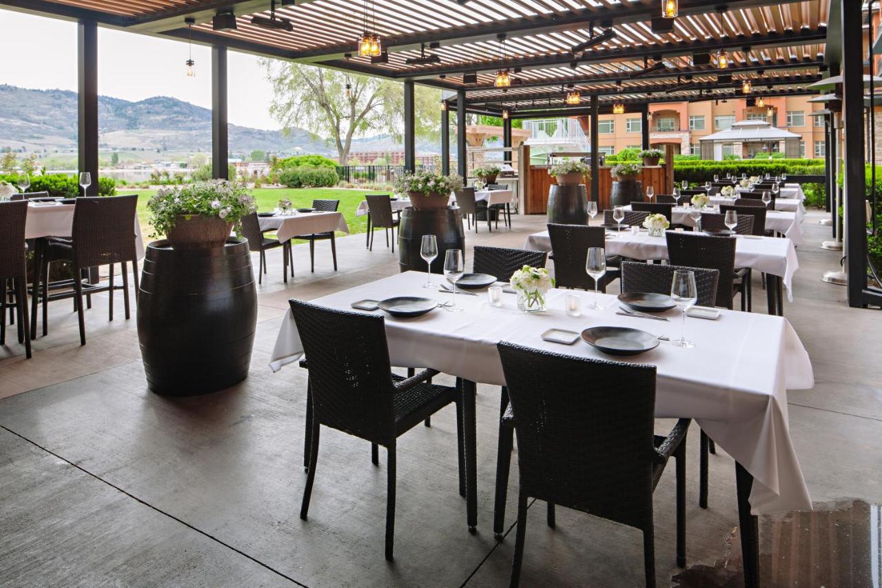 Watermark Beach Resort Osoyoos Exterior photo